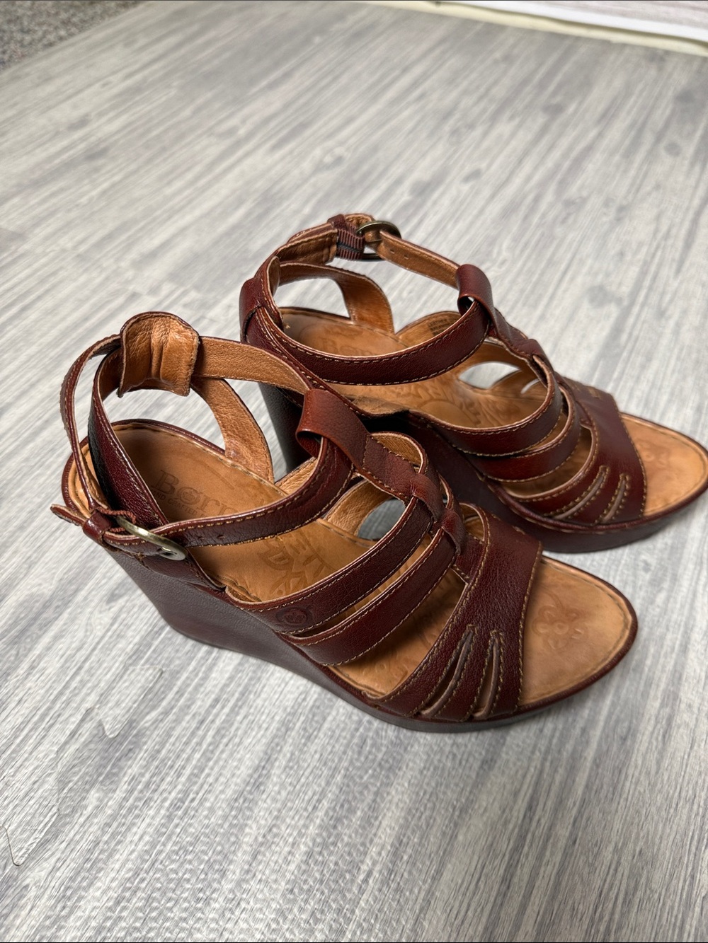 Born Brown Strappy Wedge Sandals Size 8 - Picture 2 of 7